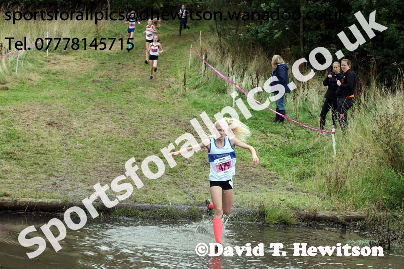 Girls under-13s, Start Fitness North Eastern Harrier League, Tanfield, County Durham. Photo: David T. Hewitson/Sports for All Pics